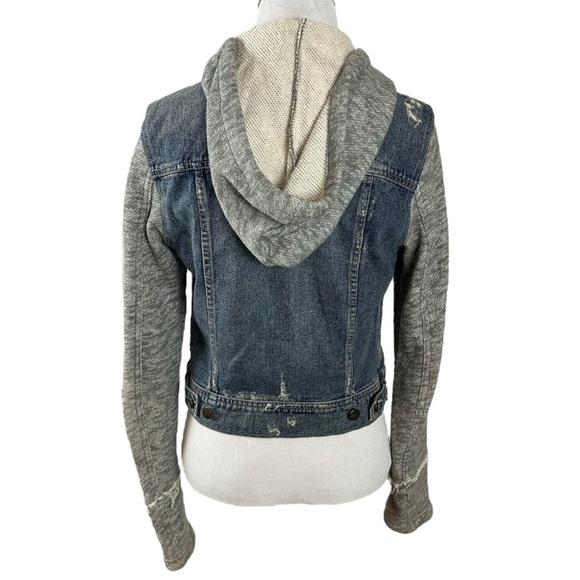 Free People Throwback Denim Jean Hoodie Jacket Sweatshirt Grunge 90s XS - Picture 10 of 16